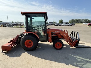 Tractor Compacto B2650 2014 Z253572 Equipo Premium Listo para Exportación - Product Image 3
