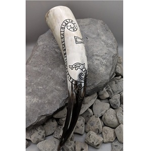 Customized Carved Viking Ship Style Drinking Horn Natural Crafts for Beer Mead Ale New Viking Style Business Gift - Product Image 1