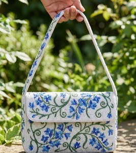 Sac à main ethnique brodé de perles, le plus vendu, avec fermeture magnétique, idéal pour les mariages, les événements, le quotidien et multi-usages, sac bandoulière et épaule - Product Image 1