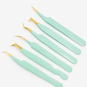 Ensemble de pinces à extensions de cils en acier inoxydable vert menthe de qualité supérieure, pointes de précision dorées lisses, outils courbés et droits pour les cils - Product Image 1