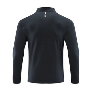 Camiseta Deportiva de Manga Corta para Hombre, Cuello Redondo, Tejido de Punto, 100% Algodón, Color Negro, Corte Regular, Logotipo Frontal, Transpirable y de Secado Rápido - Product Image 1