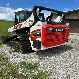 Chargeuse compacte sur chenilles d'occasion Bobcat T770 – Idéale pour la construction, l'agriculture et les travaux boueux - Product Image 3