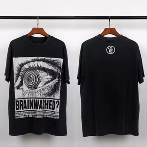 เสื้อยืดคอกลมแขนสั้นสีดำสำหรับผู้ชาย พิมพ์ลายด้านหน้า สไตล์สตรีท ผ้าเจอร์ซีย์ถัก ทรงปกติ ผ้าโพลีเอสเตอร์ 100% - Product Image 4