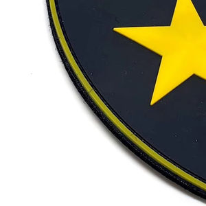 Parches de Goma Flexibles Impermeables con Logotipo para Bolsos de Moda, Ropa, Accesorios, Chaquetas, Personalización de Marca, Alta Calidad, OEM, ODM, al por Mayor - Product Image 3