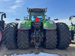Tracteur agricole Fendt 1050 Vario 75 CV avec boîte de vitesses, pompe, moteur et roulement à vendre - Product Image 2