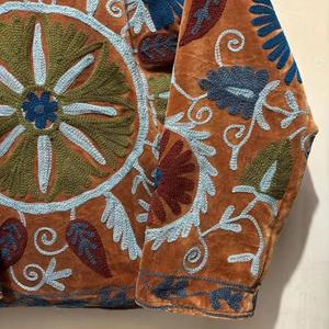 Floral Embroidered Cotton <b>Velvet</b> Autumn/Winter Festival <b>Jacket</b> <b>Women</b> Handmade Traditional Suzani Boho Short Reversible Fashion - Product Image 5