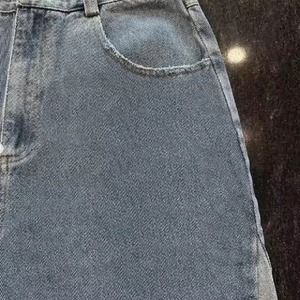 Shorts décontractés en jean pour hommes, grande taille, respirants, imperméables, coupe-vent, séchage rapide, style déchiré, détails troués, vente en gros - Product Image 2