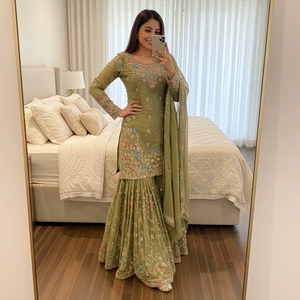 Élégant ensemble Anarkali en soie JMC avec Sharara et Dupatta lourd pour femmes - Product Image 1
