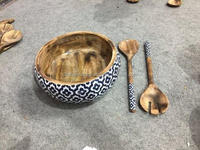 Fabricant de bol de service en bois fait à la main avec motif imprimé Taille personnalisée Usage domestique Vente en gros Exportation de nourriture Nouveau design Saladier