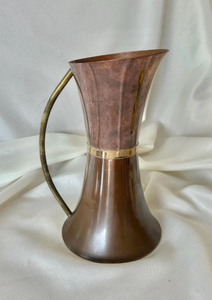 Jarra de cobre puro hecha a mano con gran capacidad y de estilo tradicional, perfecta para almacenar agua ayurvédica y para la hidratación diaria. - Product Image 2