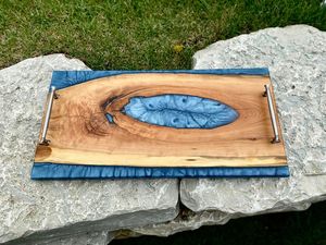 Multipurpose Resin And Wooden <b>Tray</b> With Handmade Artistic Finish And Spacious Serving Surface For Dining Tables - Product Image 1
