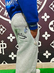 Chándal de felpa 100% algodón con bordado desgastado y cremallera personalizada, sudadera holgada con puños y capucha con cremallera para hombre - Product Image 3