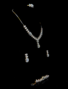 Juego de Joyería Nupcial de Lujo con Motivo de Hoja de Diamante Corte Esmeralda, con Collar, Pendientes, Pulsera y Anillo, Elegante para Boda - Product Image 4