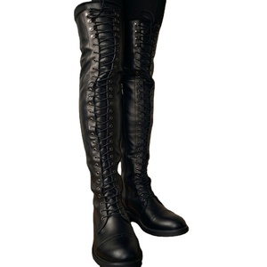 Botas de cuero genuino hasta la rodilla para motocross y trial, estilo gótico de combate con cordones, color negro. - Product Image 1