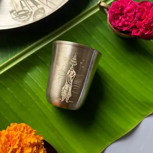 Service de table en laiton artisanal de qualité supérieure avec assiette thali, bols, cuillère et verre pour les dîners traditionnels indiens et les occasions festives - Product Image 5