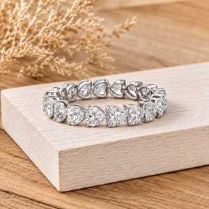 Anillo de Compromiso con Diamante Cultivado en Laboratorio, Corte Corazón, 17 Quilates, Oro Sólido de 10k, 14k, 18k, Minimalista, Solitario, Brillante y Elegante - Product Image 2