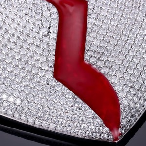 Colgante de lujo de plata 925 con moissanita en forma de corazón, micro pavé, diseño roto, estilo hip hop para hombre - Product Image 2