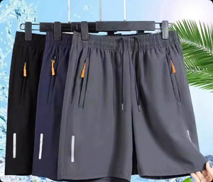 Shorts Bermuda pour Homme Couleur Unie Séchage Rapide Taille Mi-Haute Fermeture Élastique Style Décontracté avec Poches Gris Noir Bleu Marine - Product Image 1