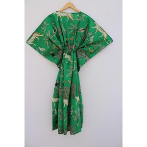 Robe pour femme à imprimé floral vert, col en V, manches trois quarts, longueur complète, cordon de serrage, tenue décontractée d'été, 100% polyester tissé - Product Image 6