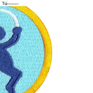 Fabrication professionnelle, vente en gros de patchs brodés, taille personnalisée, patchs brodés à bas prix - Product Image 4