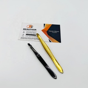 Pinzas Clásicas para Cejas, Antideslizantes, de Acero Inoxidable con Rayas, Punta Inclinada, Herramienta Auxiliar para Pestañas Postizas, Clip para Cejas y Barba - Product Image 5