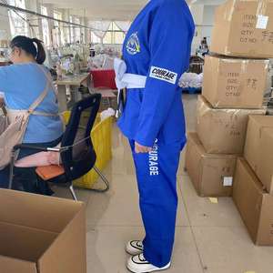 Muestra de Ropa de Artes Marciales con Envío Gratuito, Kimono de Judo 100% Algodón Blanco y Azul 450G, Traje de Judo - Product Image 4