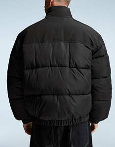 Veste matelassée noire personnalisée professionnelle unisexe, service OEM ODM sur mesure, veste matelassée rembourrée de duvet, veste d'hiver chaude pour la neige - Product Image 2