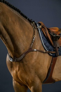 Accessoires d'équipement équestre en cuir de haute qualité avec coutures fines, harnais anatomique réglable pour cheval - Product Image 3