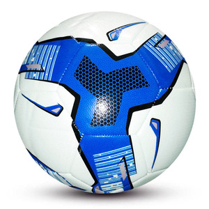Ballons de football en PVC 2026 en promotion, personnalisables avec logos et designs sur mesure - Product Image 3