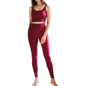 Ensembles de fitness pour hommes de haute qualité, respirants, à séchage rapide, en Spandex/Polyester, comprenant leggings, brassière et haut à manches courtes pour le sport et le yoga - Product Image 2