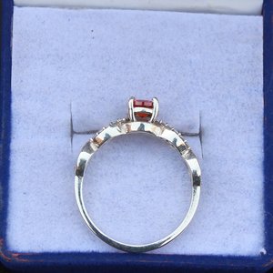 Anillo Elegante de Plata de Ley 925 con Peridoto Naranja de Corte Ovalado, Certificado por IGI, Hecho a Mano, para Mujer, Regalo - Product Image 4