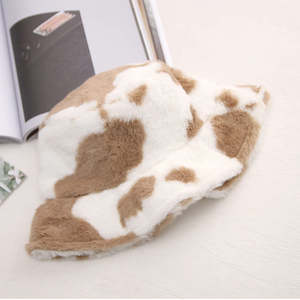 SIDDIQUI HOSINEX Nouveau 2024 Chapeau Bob Femme Adulte en Fausse Fourrure Unie Laminée Décontracté Doux Sans Couture Teint Lavé Hiver Chaud avec Nœud - Product Image 6