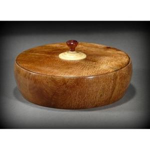 Plat à gratin rond en bois avec couvercle, style Wabi Sabi, écologique, fait main, récipient de rangement de cuisine, boîte en bois pour chapati et roti - Product Image 3