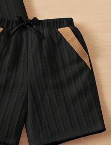 Conjunto de Polo y Pantalones Cortos de Punto Trenzado Vintage para Niño, Conjunto de Verano de Dos Piezas de Punto Texturizado Junior "Quiet Luxury" - Product Image 4