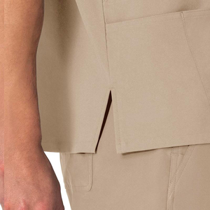Tenues Médicales Homme de Haute Qualité – Nouveaux Modèles de Blouses et Pantalons Tricotés Tendance – Uniformes d'Infirmiers et Vêtements de Travail Hospitaliers – Couleurs Personnalisables - Product Image 4