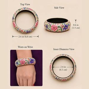 Ensemble de bracelets en papier mâché kashmiri faits à la main, blanc ivoire, motif floral, bijoux ethniques traditionnels indiens, fabriqués en Inde, export en gros - Product Image 4