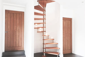 Custom Made Curved <strong>Stairs</strong> for Apartment with Clear 304s.<strong>s</strong> Railing American White Oak Steps Modern Simple Design Factory Outlet - Product Image 6