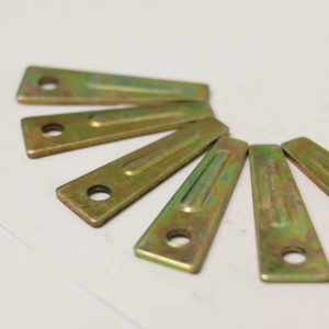 Conexiones de Encofrado con Pernos de Cuña de Aluminio Personalizados para Ingeniería Mecánica Automotriz, Acabado Galvanizado, Origen Binh Phuong, Vietnam - Product Image 1