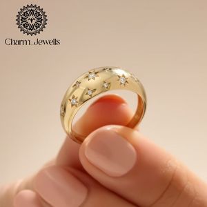 แหวนหมั้นรูปดาวประดับมอยส์ซาไนต์เงินจาก Charm Jewells ดีไซน์คลาสสิก ฝังเพชรแบบ Pave ได้รับการรับรองจาก IGI เหมาะสำหรับทุกเพศทุกวัย สวมใส่ได้ทุกวัน - Product Image 6