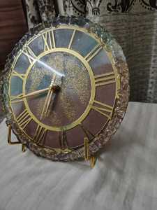 Horloge murale moderne en résine artisanale Art Déco à affichage à aiguilles en quartz pour la maison, le bureau, l'hôtel – Offre Spéciale Diwali - Product Image 4