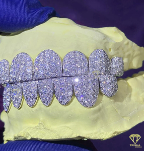 Grillz de Panal Personalizados Premium de Plata de Ley 925 con Moissanita VVS y Corte de Diamante Iced Out, Regalo Personalizado para Él - Product Image 2