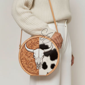Bolso de cuero repujado con calavera de toro y pelo, estilo bohemio para mujer, bandolera, bolso de hombro estilo western, bolso tipo cantina redondo - Product Image 1