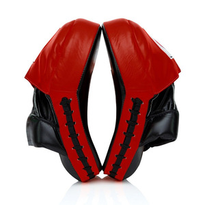นวมคิกบ็อกซิ่ง Fairtex สีชมพูสำหรับมืออาชีพ - แผ่นป้องกันการตีโค้งน้ำหนักเบา - อุปกรณ์กีฬาต่อสู้ที่ทนทานสำหรับโค้ช - Product Image 2