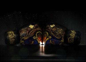 ถุงมือชกมวย Fairtex สำหรับมืออาชีพ หนังวัวแท้ ปรับแต่งได้ รุ่น Warrior Edge สำหรับฝึกซ้อมและแข่งขัน - Product Image 6