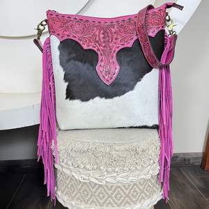 Bolso Bandolera de Cuero Genuino con Flecos y Diseño Floral Rosa, Hecho a Mano, Novedad 2026, Venta al por Mayor, para Mujer - Product Image 4