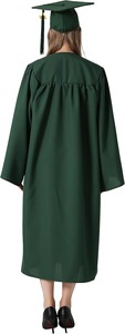 Conjunto de toga, birrete y borla mate de graduación 2026 para secundaria y licenciatura: 1 toga + 1 birrete + 1 borla con dijes removibles del año 2026 - Product Image 4