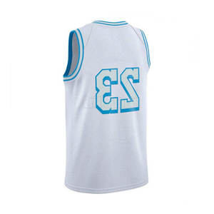 Camiseta de Baloncesto de Diseño Único Personalizada, Camiseta de Baloncesto de Secado Rápido de Alta Calidad a Precio Económico, Hecha en Pakistán - Product Image 6