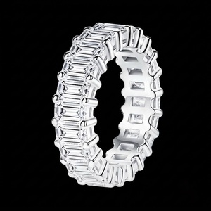 Anillo de Compromiso Unisex de Oro Blanco de 18K con Diamante Cultivado en Laboratorio con Corte Esmeralda, Certificado IGI, Claridad F VS1, Estilo Clásico, 5gm, Lilaba - Product Image 4