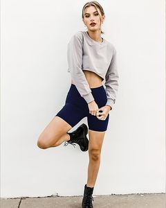 Shorts cyclistes taille haute pour femme, couleur unie, extensibles, style sportif, tricotés sans coutures, bleu marine - Product Image 2