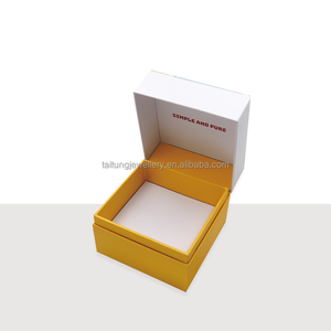 Boîte à rabat avec motif imprimé - Product Image 2